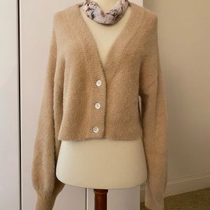 Kendall & Kylie Women’s cardigan. Size M